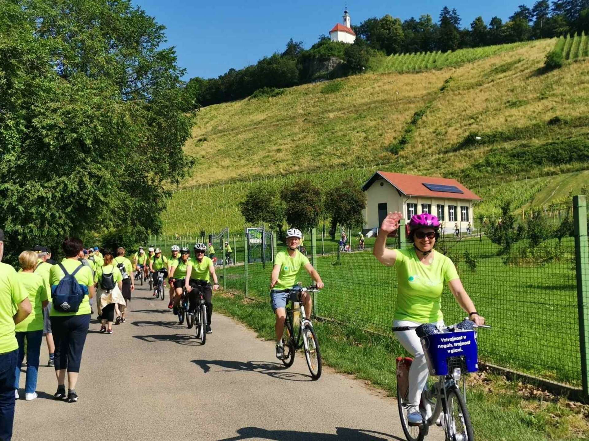 KOLESARIMO SKUPAJ