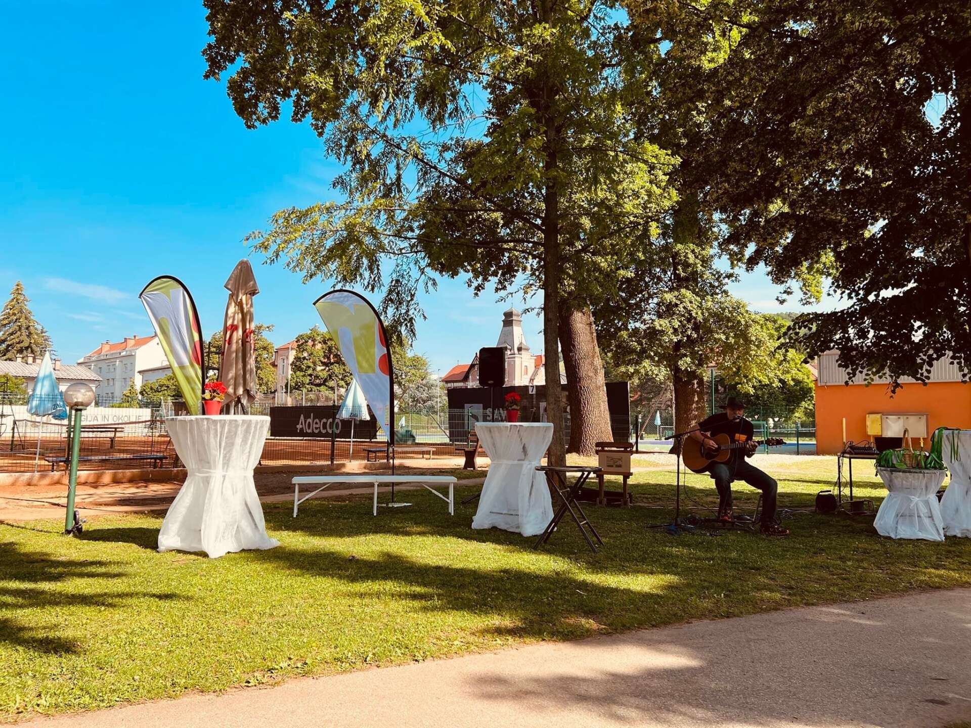 KOLESARIMO SKUPAJ
